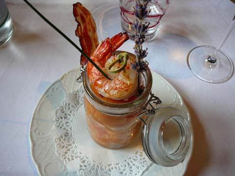 Verrine de melon nature et petite brochette de gambas "black tiger" 