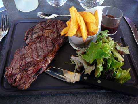 Comptoir de Genès - Saint-Genès-de Castillon Entrecôte de boeuf à la plancha