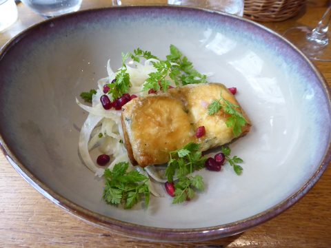 Croustillant de chèvre à la coriandre, salade de fenouil